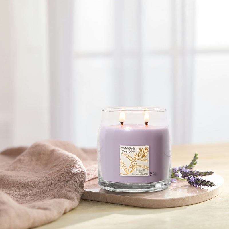 Yankee Candle Lavender Bliss 368gr - Medium Signature à 2 mèches