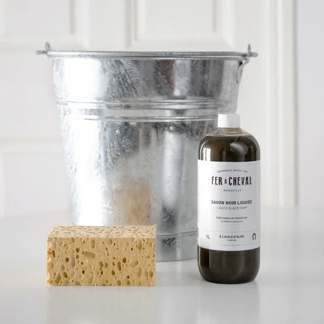 Fer à Cheval - Savon Noir 1 Litre (produit nettoyant multi-usages)