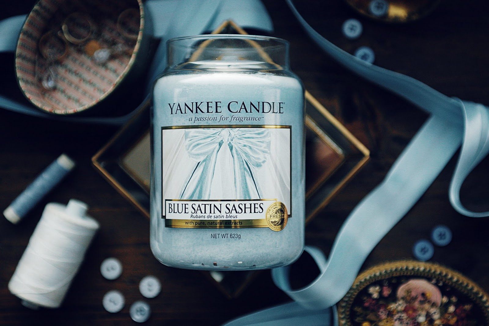 Yankee Candle Blue Satin Sashes 623g - Large Jar