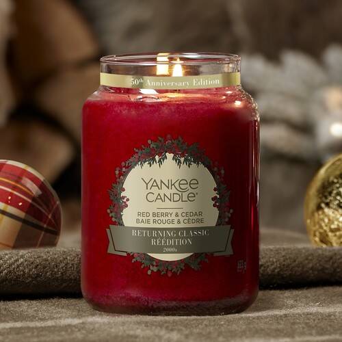 Yankee Candle Red Berry & Cedar 623g - Large Jar