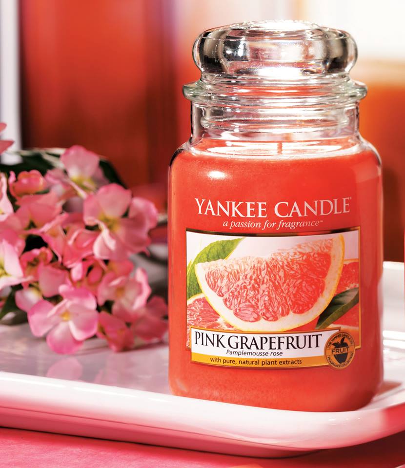 Yankee Candle Pink Grapefruit 22oz - Large Jar