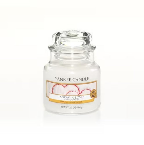 Yankee Candle Snow in Love 104gr - Small Jar