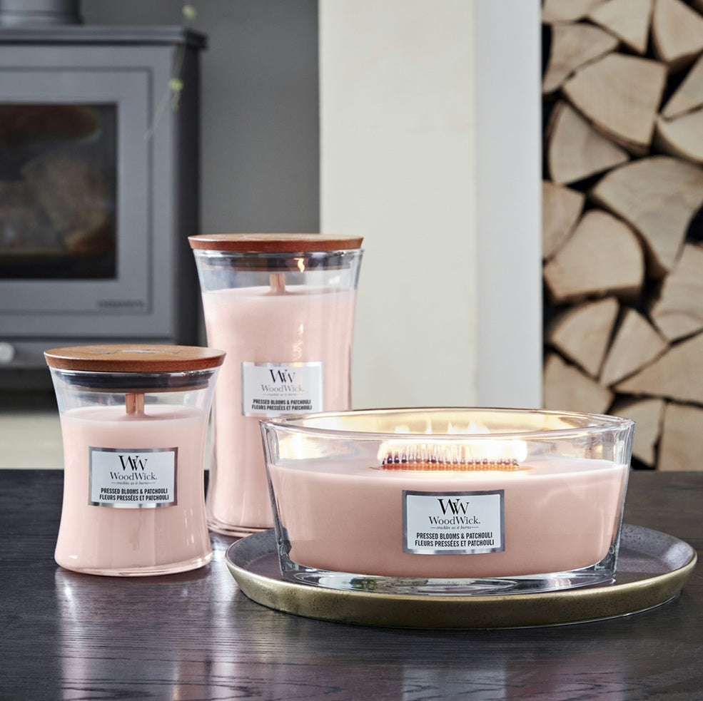 Woodwick Medium Pressed Blooms & Patchouli 275g