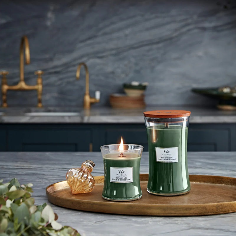 Woodwick Medium Mint Leaves & Oak (Mint Leaf & Oak) 275g