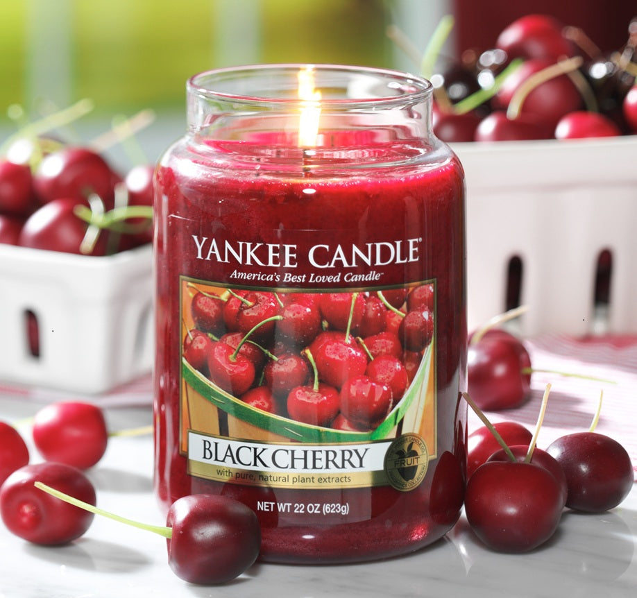 Yankee Candle Black Cherry 623g - Large Jar