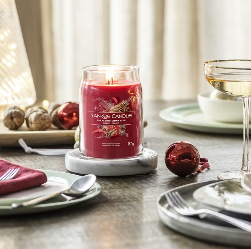 Yankee Candle Sparkling Cinnamon 567g - Large 2-Wick Signature