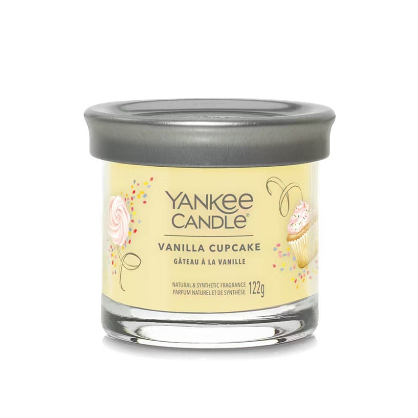 Yankee Candle Vanilla Cupcake 122g - Small Tumbler